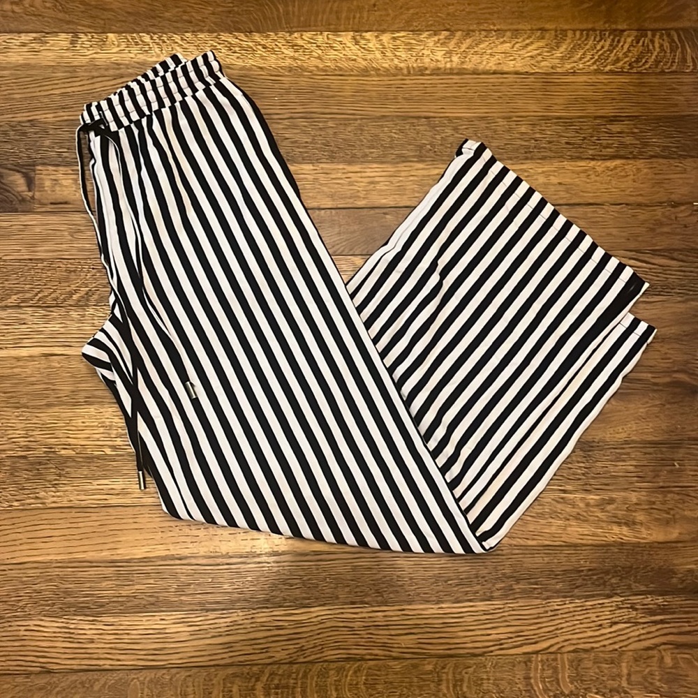Kylie Jenner Pants